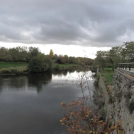 Cote Pont Vieux-self Check-in