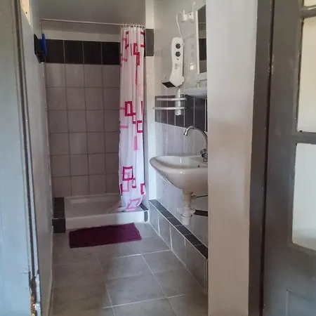 Appartement Cote Pont Vieux-self Check-in Carcassonne