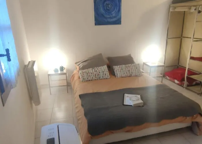 Apartment Cote Pont Vieux-self Check-in Carcassonne